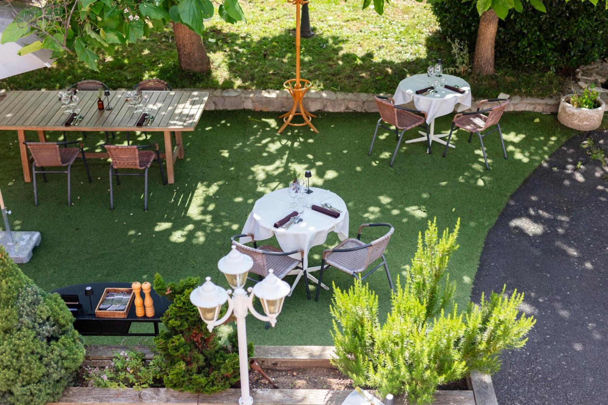 Hotel Restaurant Les Glycines Vieille-Brioude Dış mekan fotoğraf
